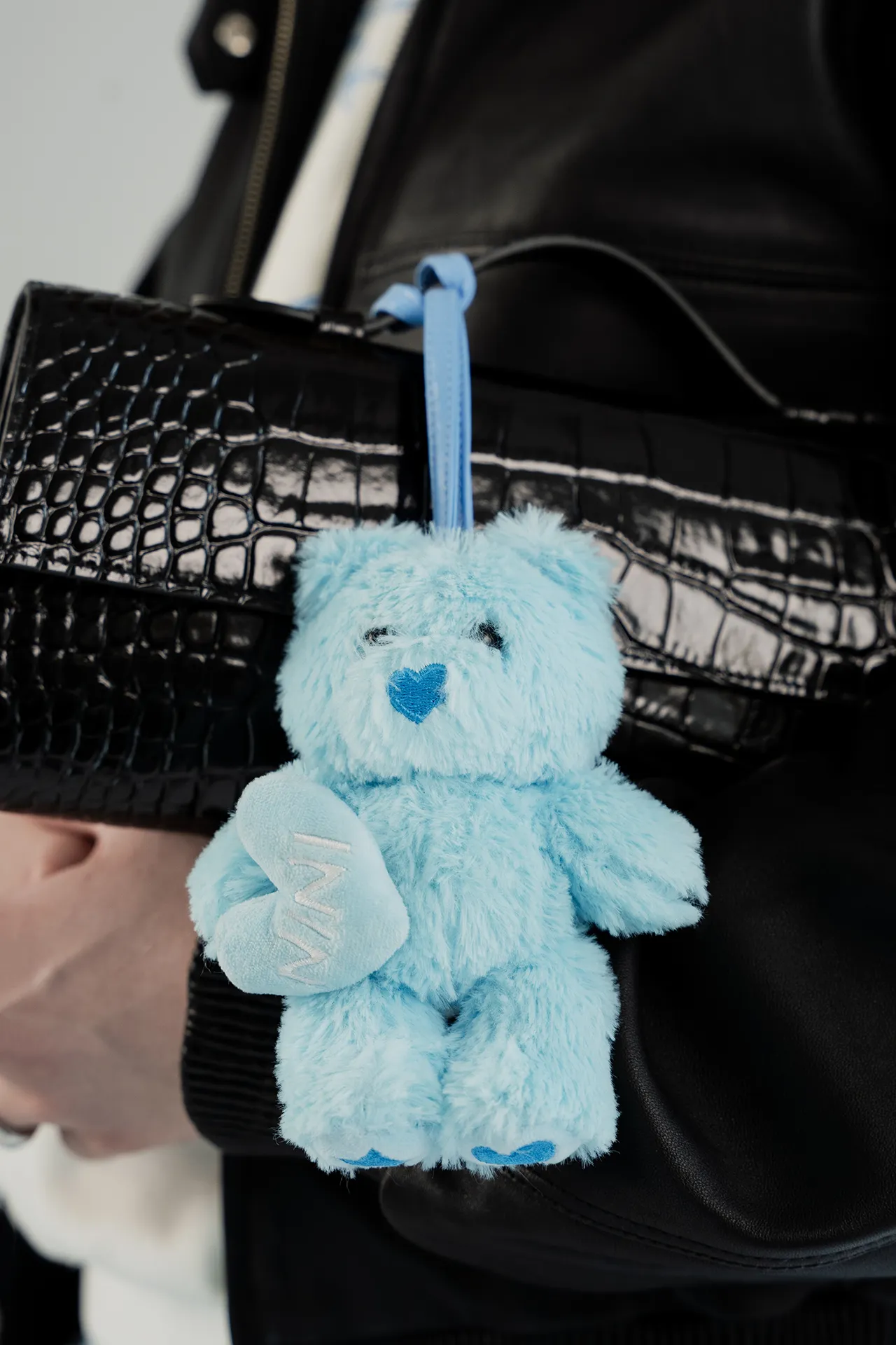 NINI 💙 Együtt az Autistákért Maci Charm - Image 6